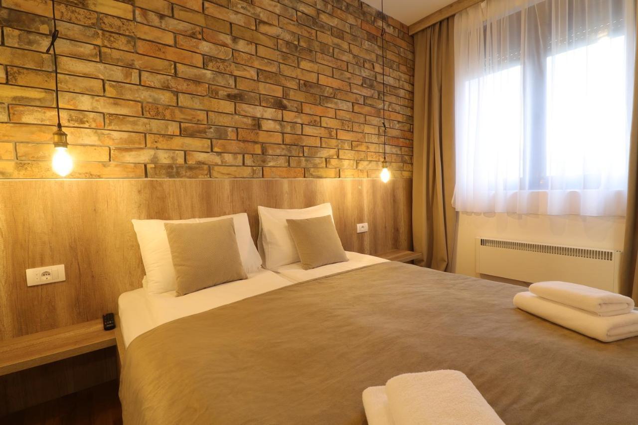 Aparthotel Seasons 4*
